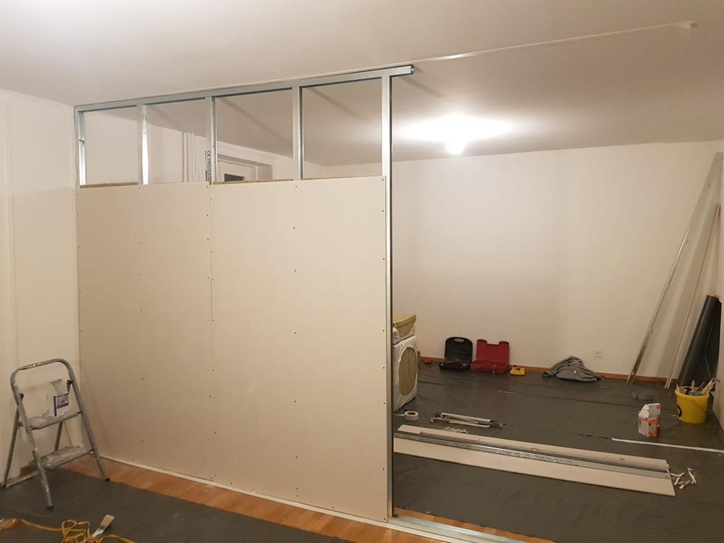 Trockenbau einer Trennwand